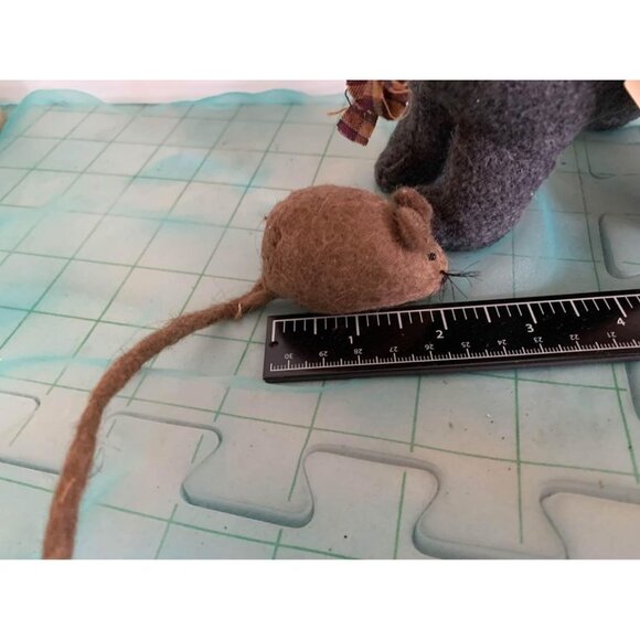 Kettle Design Charcoal Cat and Mouse Plush Set 6 inch tall with tag - Picture 7 of 8